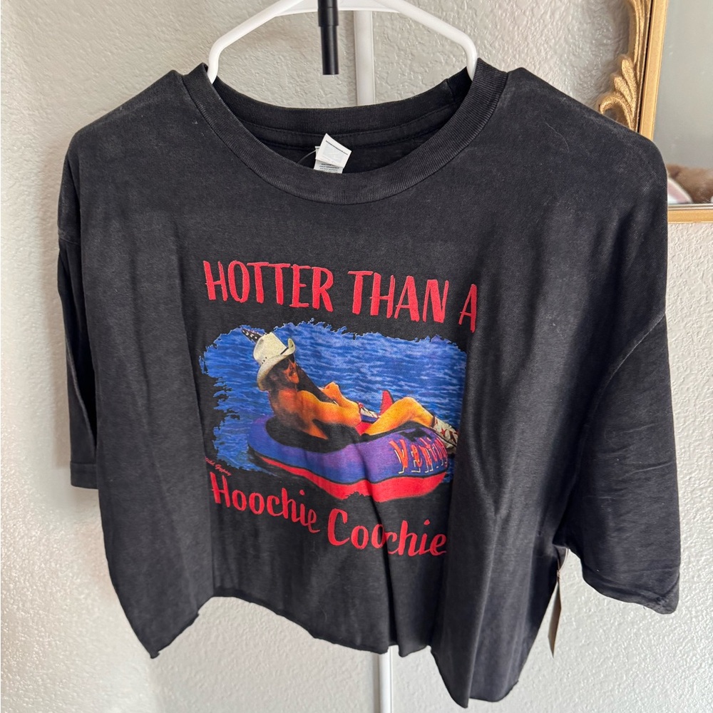 Alan Jackson graphic “hotter than…”